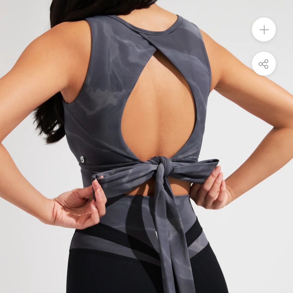 Buffbunny meta sports bra